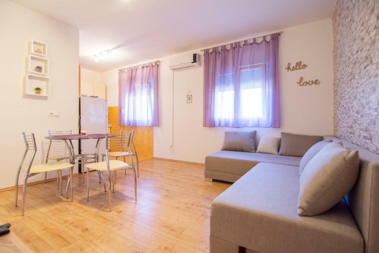 Apartmani Perkovic Gustirna Exterior foto